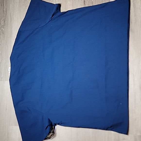 SELLING 3 MEDICAL SCRUB YANKEES TOPS AS A BUNDLE SIZE XXL - Picture 5 of 8